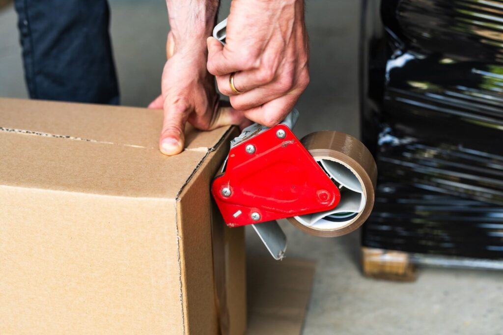 taśma pakowa wybór w różnych warunkach atmosferycznych